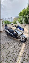 Suzuki burgman 400