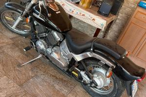 Yamaha DragStar 650 Custom