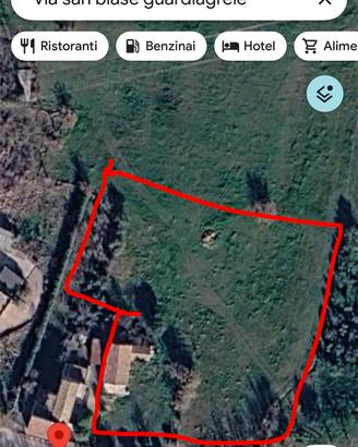 🌿 TERRENO CON RIMESSE AGRICOLE – GUARDIAGRELE (CH)