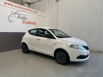 Lancia Ypsilon 1.0 FireFly 70CV 5 porte Hybrid Eco