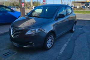 Lancia Ypsilon 0.9 TwinAir 85 CV 5 porte S&S Plati