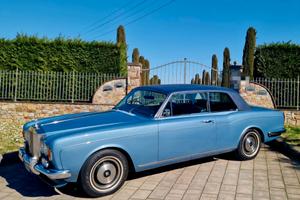 Rolls Royce Corniche Coupe book service