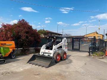 P119 Mini pala Bobcat 773 26 q