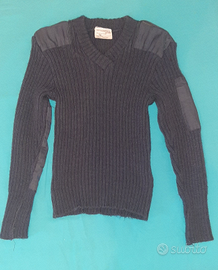 Maglione in lana a coste stile militare