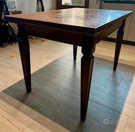 Tavolo allungabile e 6 sedie legno