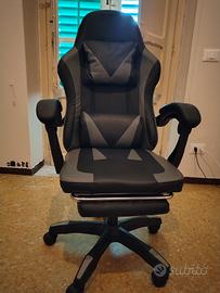 Sedia gaming (poggia piedi, cuscino doppio)