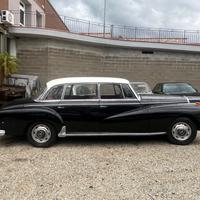 Mercedes type 300 Adenauer PERMUTE