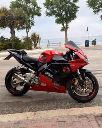 Honda CBR 954 fireblade RR