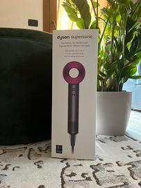 Dyson supersonic hairdryer