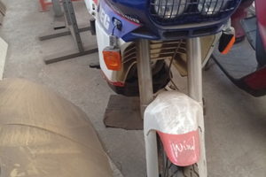 Aprilia tuareg 600, Leggere in descrizione