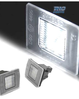 LUCI TARGA A LED PER MERCEDES CLASSE A W176 12-16 