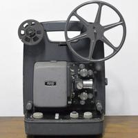 Proiettore da collezione Elmo 8mm