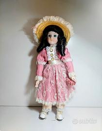 Bambola di porcellana