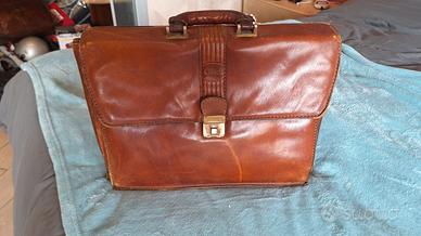 borsa maneger in pelle Giudi