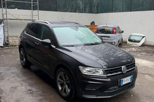 Volkswagen Tiguan 1.6 TDI SCR Urban BlueMotion Tec