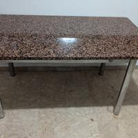 Tavolo con base in Marmo