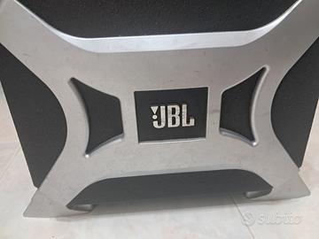 subwoofer amplificato