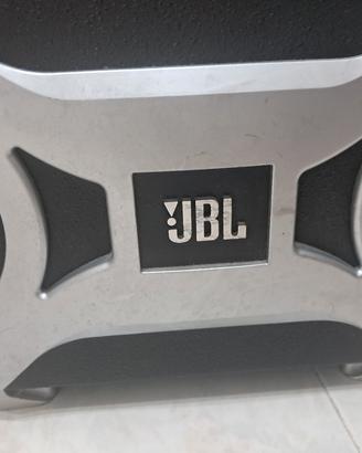subwoofer amplificato