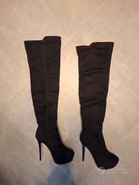 Stivali alti con tacco in camoschio - tg.38