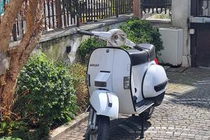 Vespa Px 125 .Arcobaleno  anno 1986