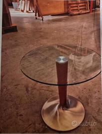 Tavolino rotondo artigianale con piano in vetro