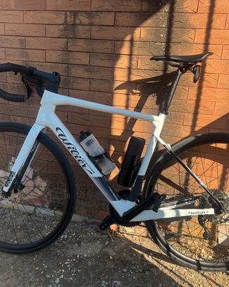 Bici da corsa in carbonio wilier garda