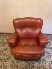 Coppia di poltrone vintage in vera pelle marrone
