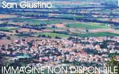 Immobile di 250 m² con 2 locali a San Giustino