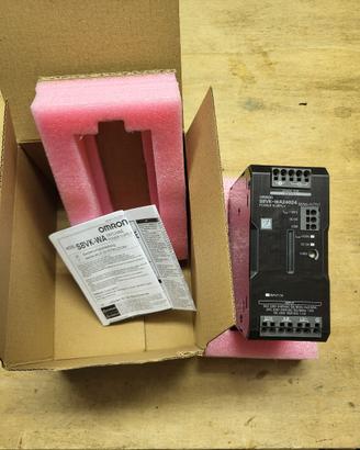 Alimentatore monofase In:100-240V Out: 24V 10A