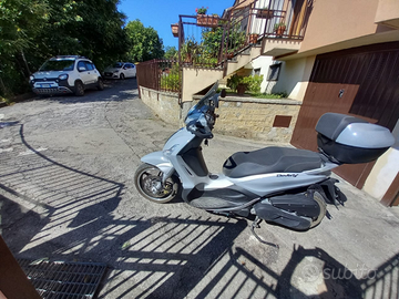 Piaggio Beverly Tourer 350