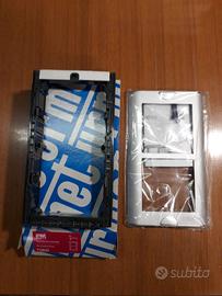 Urmet 1145/62 telaio portamoduli con cornice