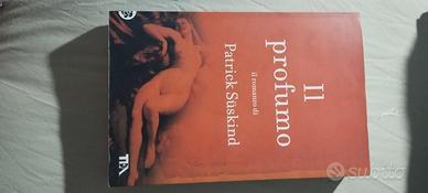 libro come nuovo " il profumo "