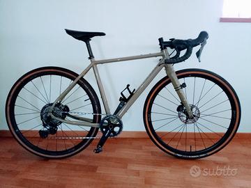 Bici Gravel Mason Bokeh