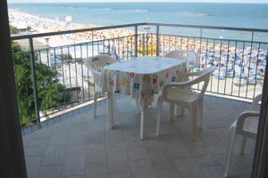 VISTA MARE con SPIAGGIA INC. a Scacchi -150-