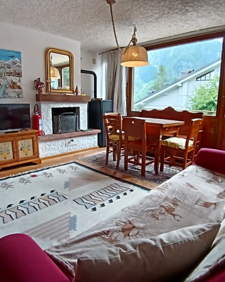 Vacanze estive: 3 camere 2 bagni -2 piani- Vista