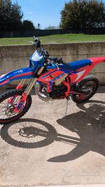 2025 Beta 300 2t racing enduro