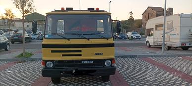 Carroattrezzi Iveco OM75 