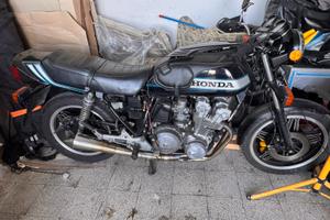 Honda cb 750 bold'or