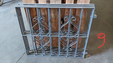 Inferriate/grate di varie tipologie 