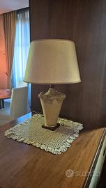 Lampada da tavolo