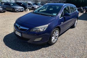 OPEL Astra 2.0 CDTI 165CV Sports Tourer Cosmo S