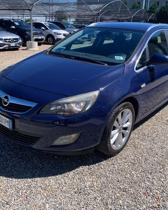 OPEL Astra 2.0 CDTI 165CV Sports Tourer Cosmo S