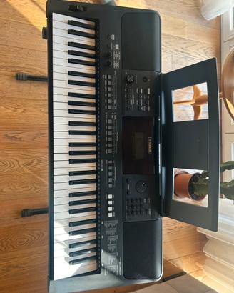 Yamaha PSR-E463