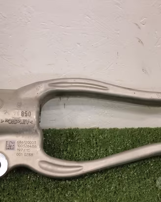 BMW G30 G15 Supporto ammortizzatore destro
