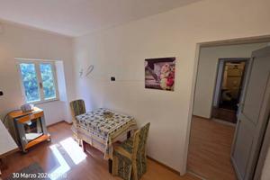 Rustico / Casale di 90 m² con più di 5 locali a Na
