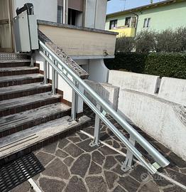 Montascale elettrico