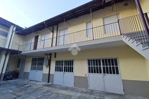 4 LOCALI A TORRE PELLICE