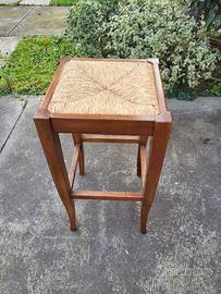 Coppia di sgabelli in legno