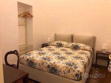 letto matrimoniale con contenitore