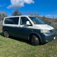 Volswagen Caravelle 4motion passo corto